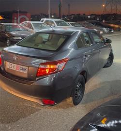 تۆیۆتا یارس